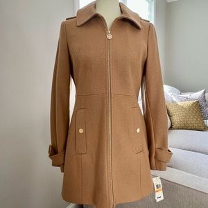 MICHAEL KORS
NWT Women's Wool Blend Zip-Front Coat
